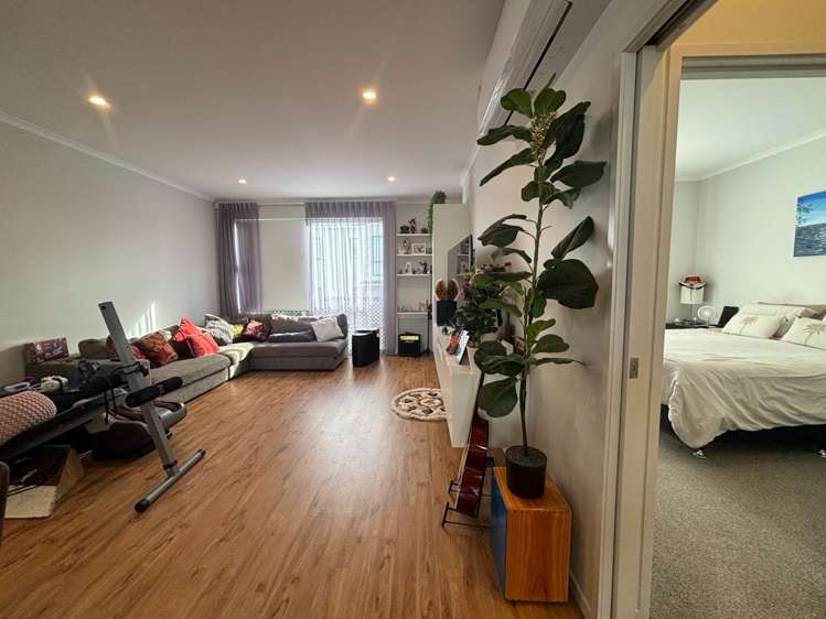 3 Kaiwawao Lane Hobsonville_4