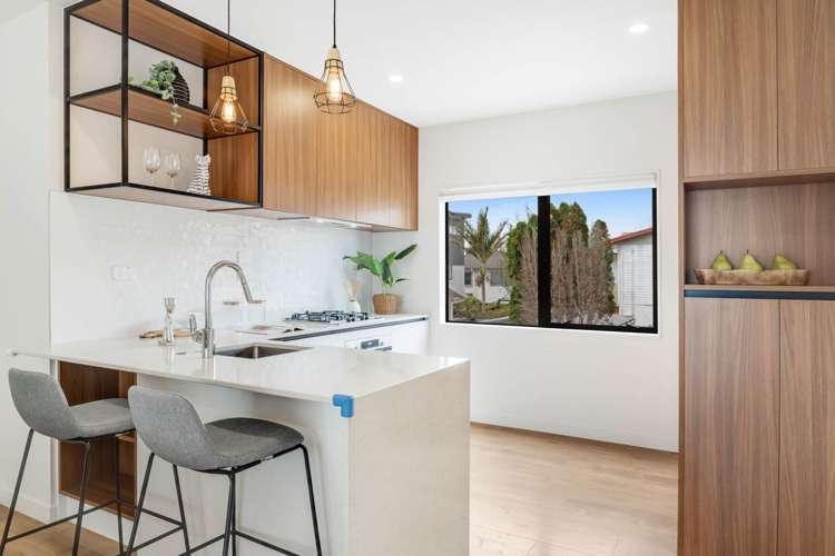 844C East Coast Road Oteha_10