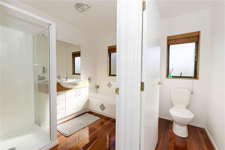 37a Amberley Avenue Te Atatu South_12