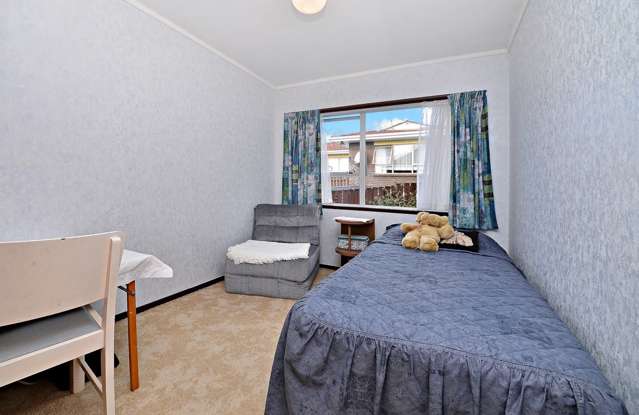 2/9 Courant Place Clover Park_2