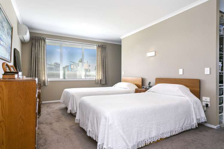 10 Plescher Crescent Leamington_13