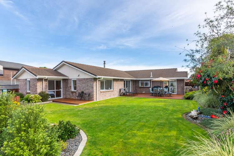 6 Beechwood Close_0