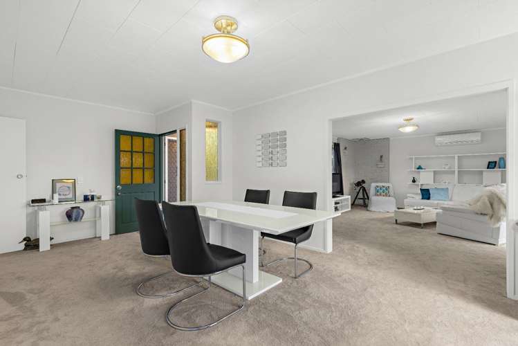 37 Bodi Place Te Atatu South_8