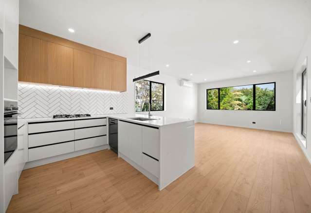 3/2 Dianthus Place Browns Bay_1