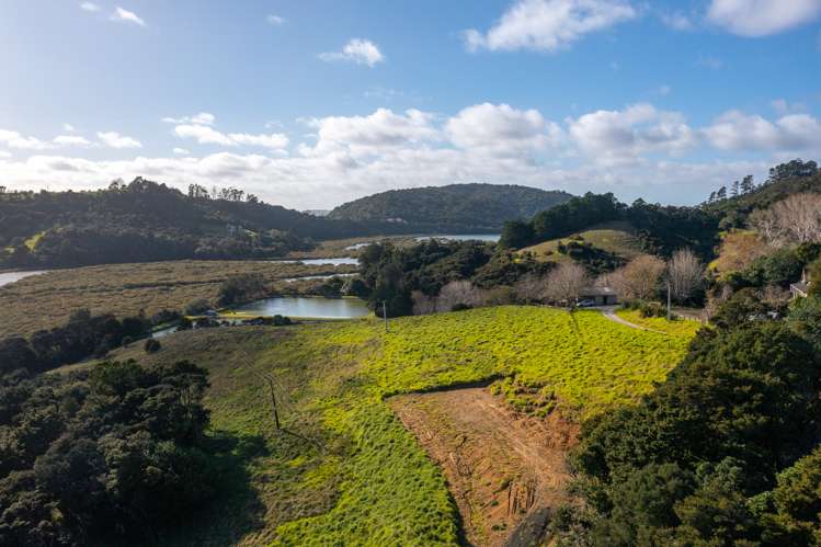 159 Weranui Road Waiwera_3