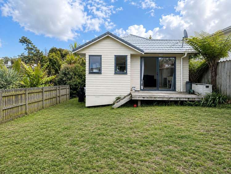 28B Waimumu Road Massey_8