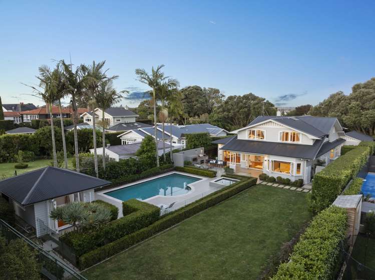 37 Maungakiekie Avenue Greenlane_35