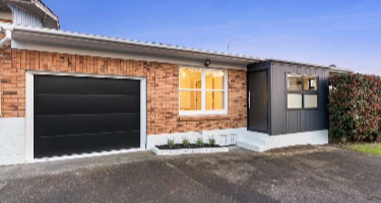 1/31 Taharoto Road_0