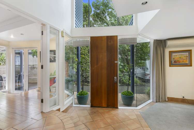 194 Waterloo Road Lower Hutt Lower Hutt City Houses for Sale