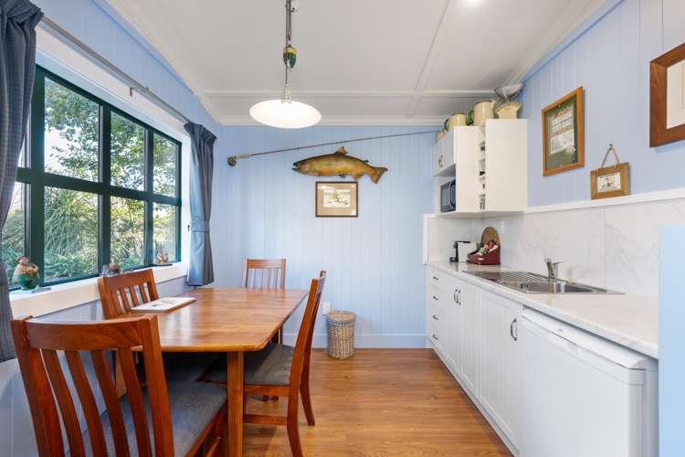 28 Bothams Bend Road Spring Creek_58