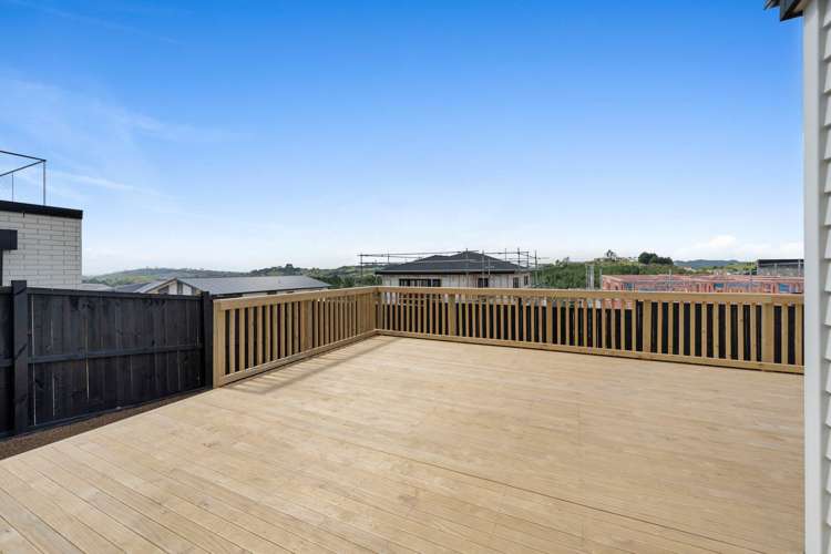 53 Michael Bosher Way Flat Bush_19