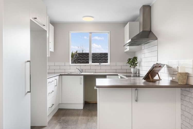 63 Trias Road Totara Vale_8