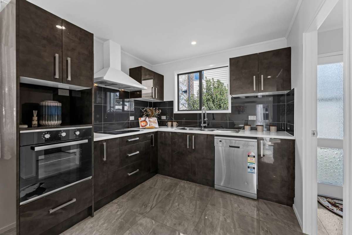 453 Weymouth Road_2