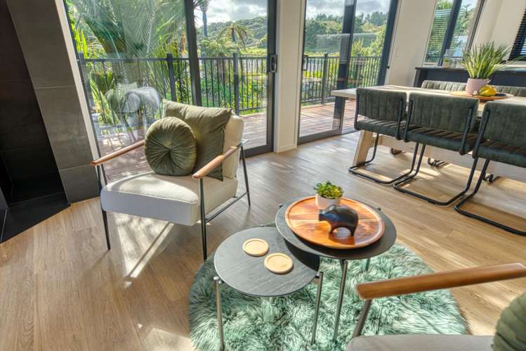 160 Coulson Road Paroa_12