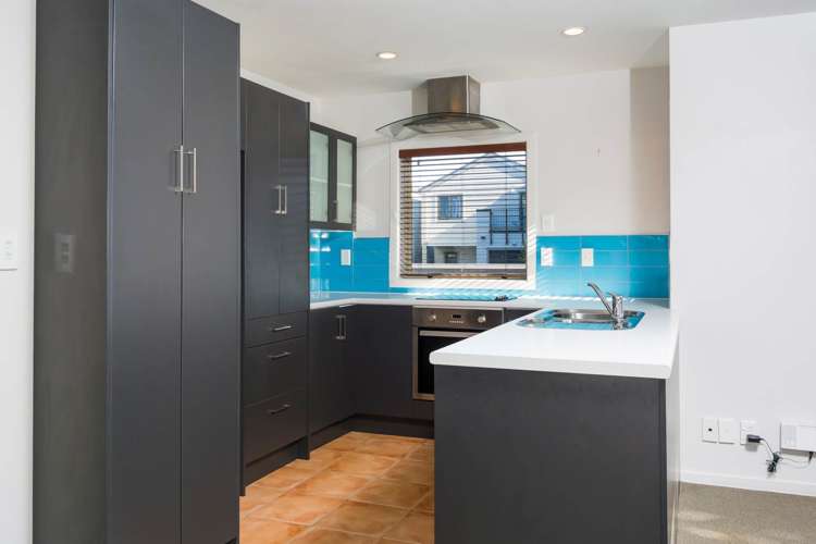 1/20 Fields Parade Oteha_5