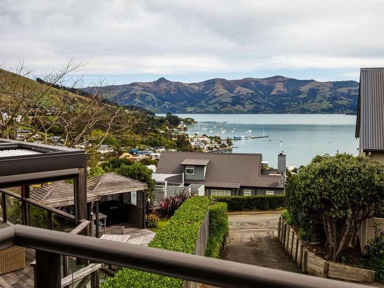 23 Settlers Hill Akaroa_9