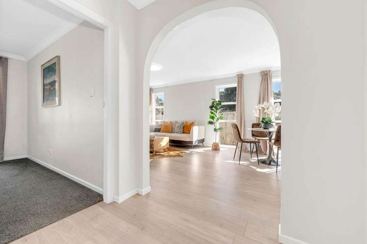 14 Okareka Place Pakuranga Heights_10