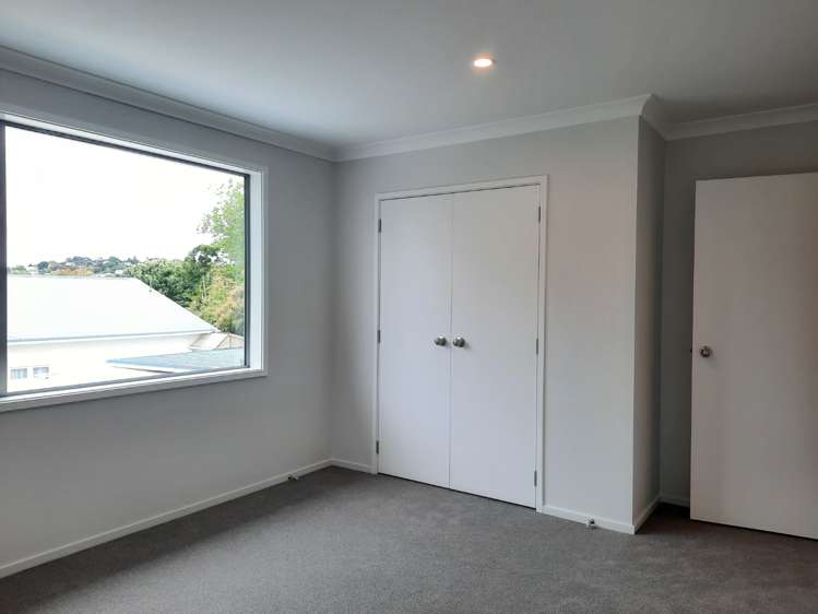 2/1 Acorn St 1662_13