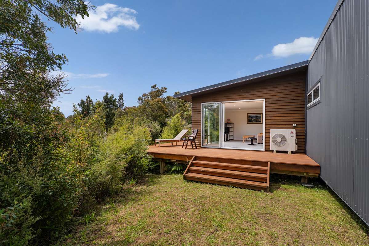 158 Silverstream Falls ROW_5