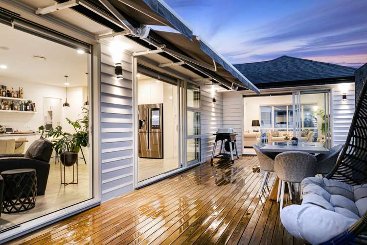 97 Colonial Drive Silverdale_2