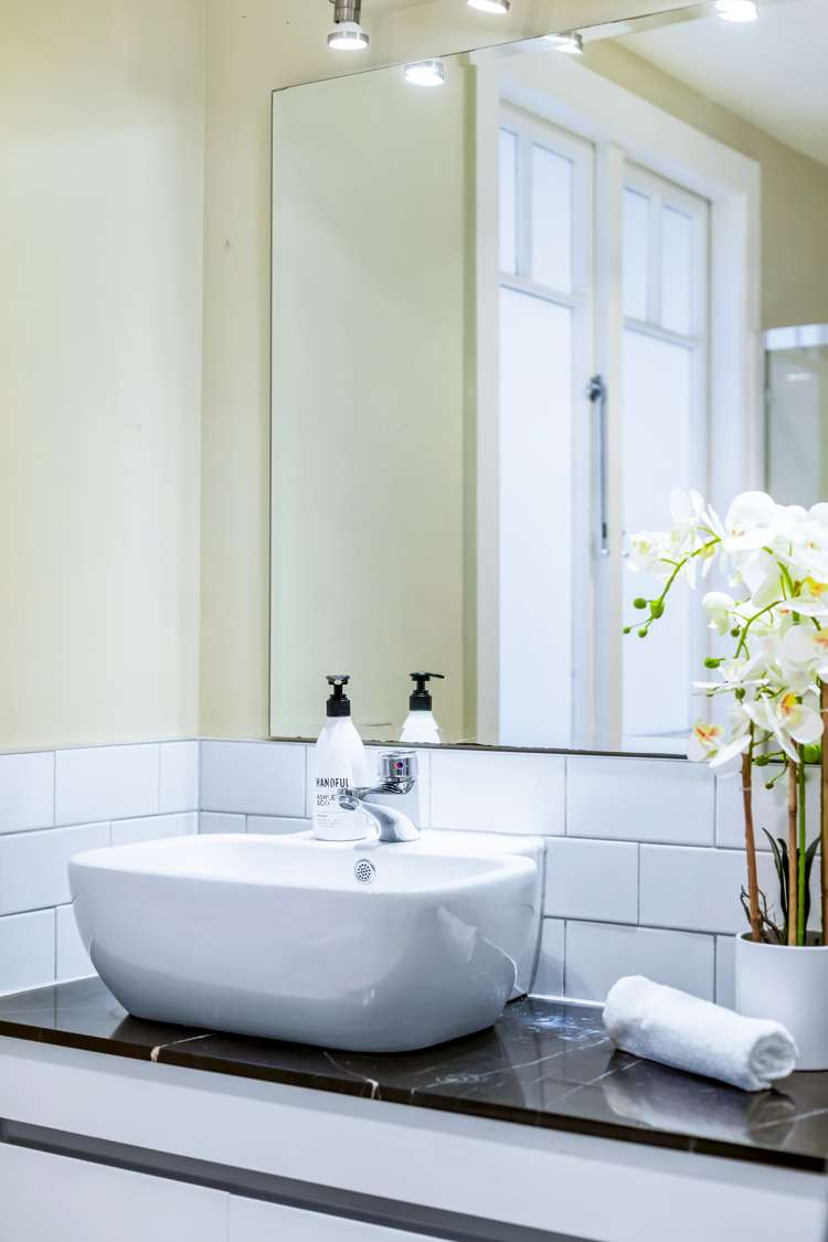 518d West Coast Road Oratia_20