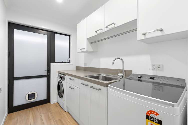 5 Angelus Avenue Richmond_16