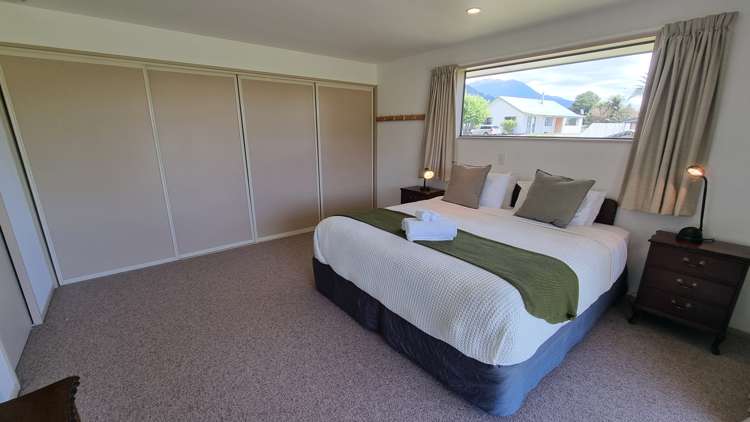 17 Pekanga Drive Fox Glacier_10