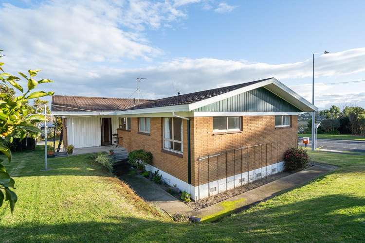 1 Emily Place Bellevue_22