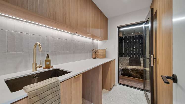 7 Reserve Terrace Lyttelton_27