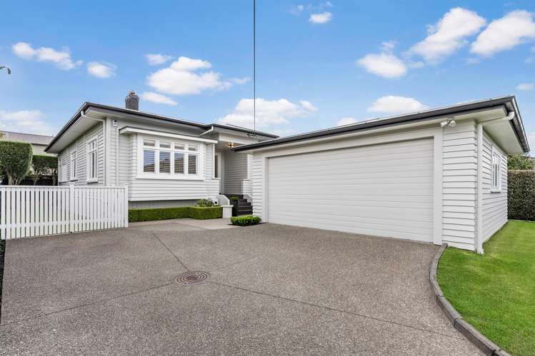 67 Mariri Road One Tree Hill_18