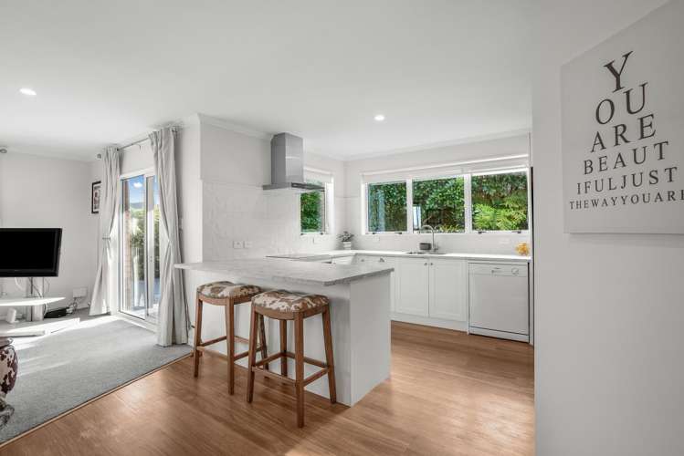 28 Satara Crescent Khandallah_2