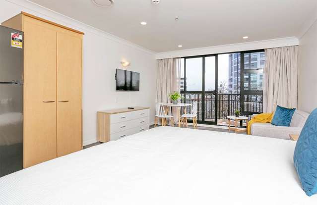 405/100 Greys Avenue City Centre_1