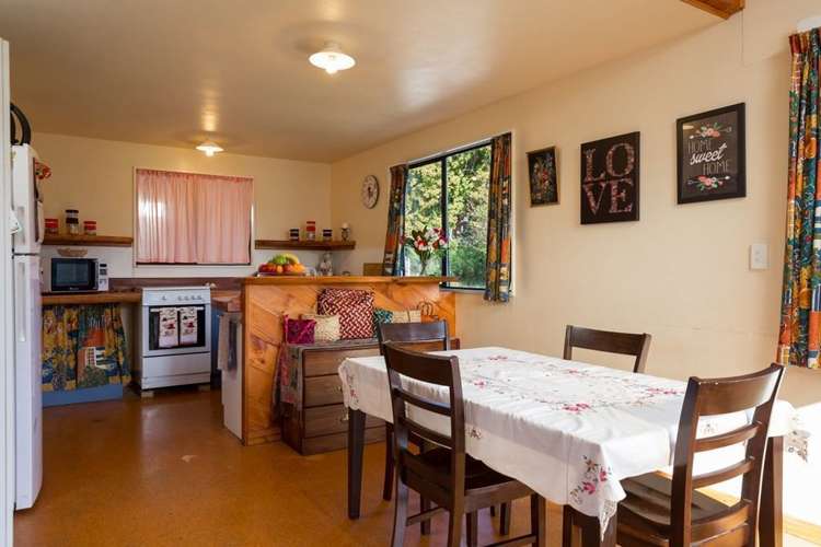 317 Waikawa Road Waikawa_10