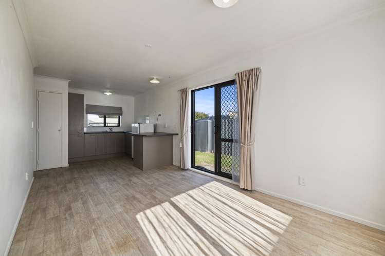 36 Cook Street Foxton_11