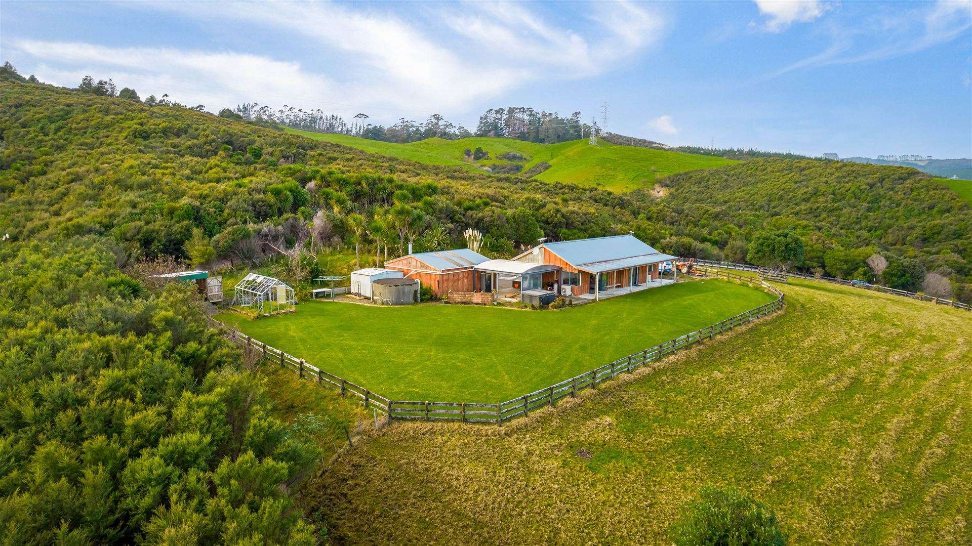 2708 Kaipara Coast Highway Glorit_0