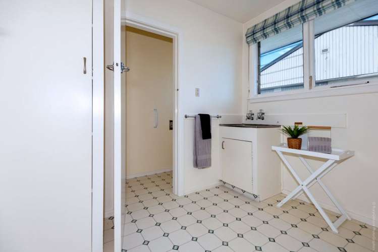 13 Woodbury Street Avonhead_17