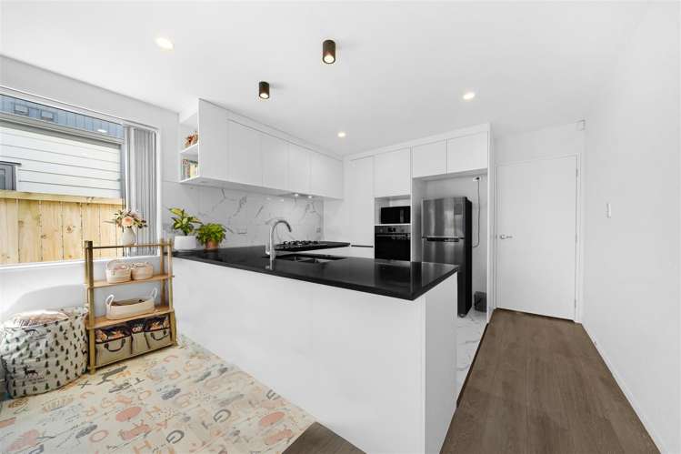 21 Fredrick Hanson Road Takanini_8