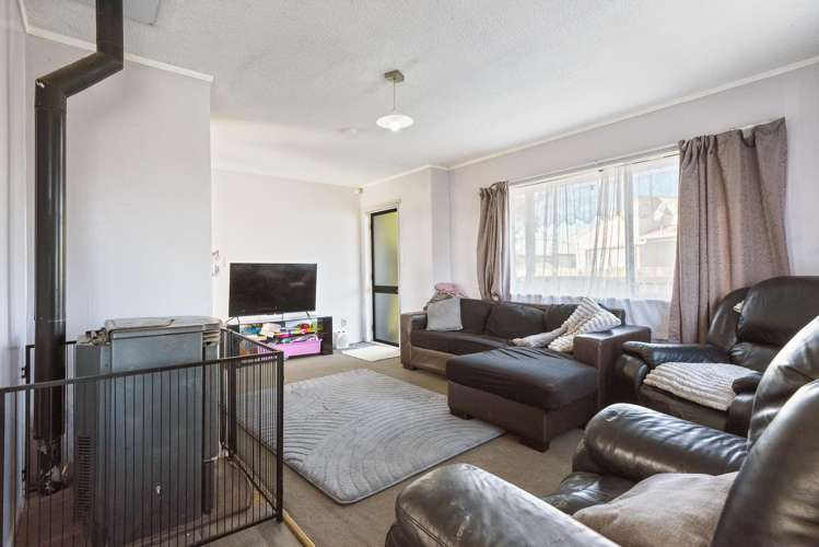 75A and 75B Pohutukawa Drive Owhata_1