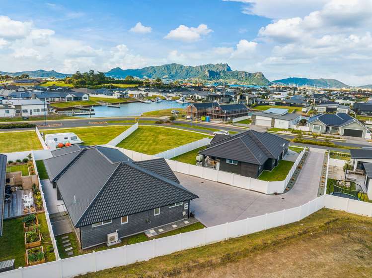 18 Maturiki Drive One Tree Point_21