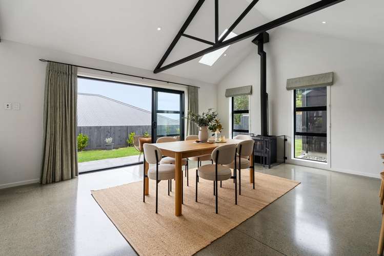 19 Prestbury Grove Churton Park_6