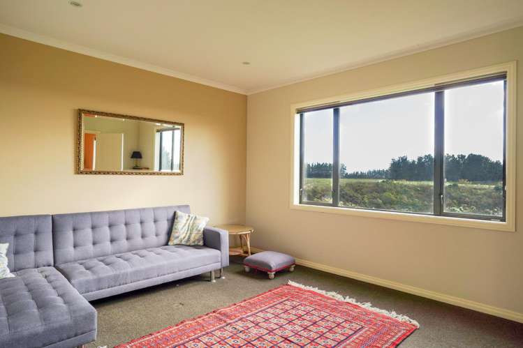 17 Angus Lane Tokomaru_10