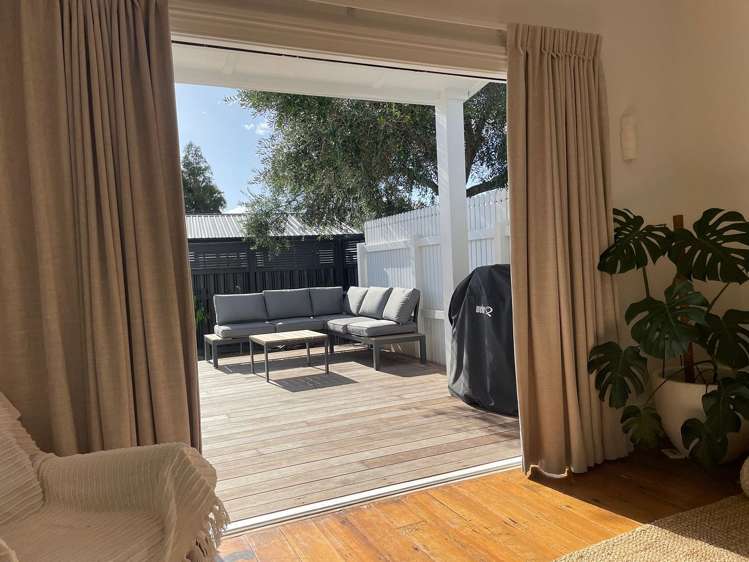 11 Latham Street Napier South_1