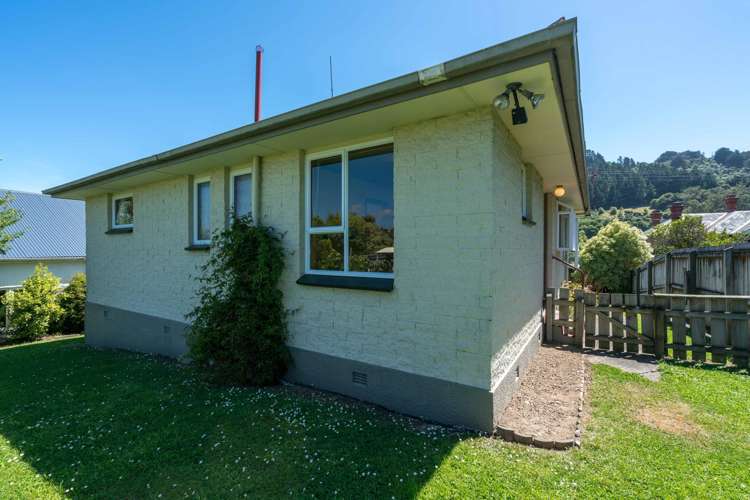 22 Currie Street Port Chalmers_16