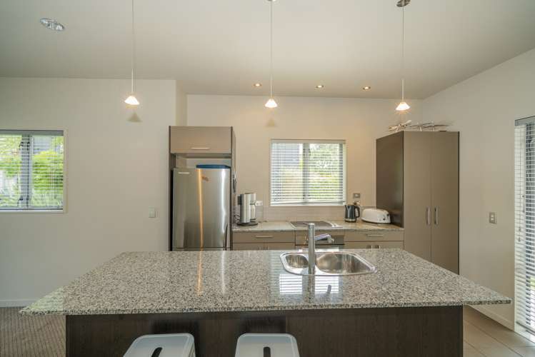 27/101 Harbour Drive Matarangi_30