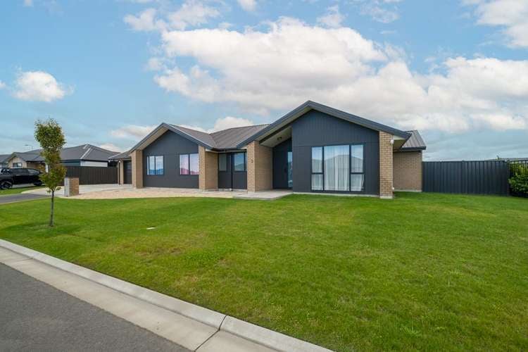2 Lenborough Drive_0