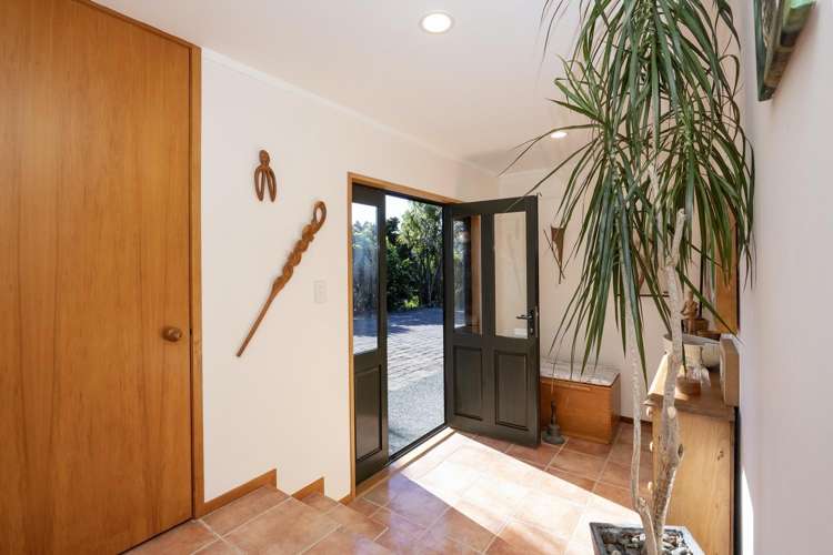 113 Seaview Road Piha_7