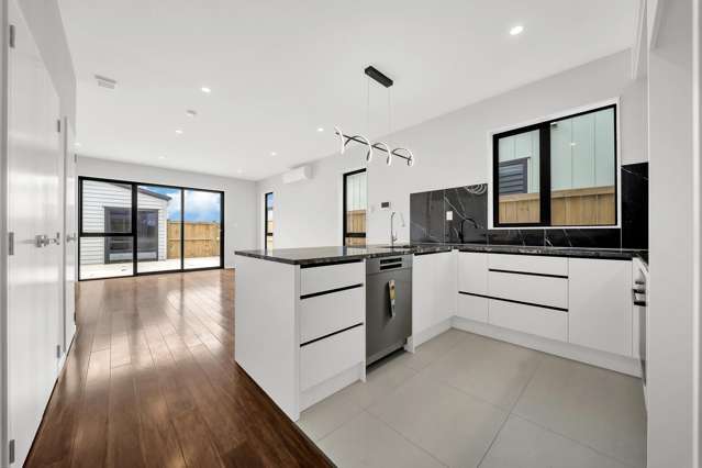 9 and 11 Kapeta Lane Drury_2