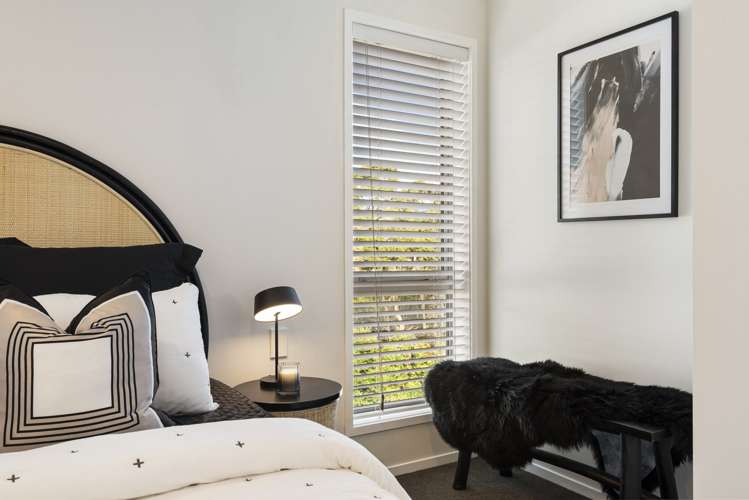 6/13 Kaihu Street Northcote_12