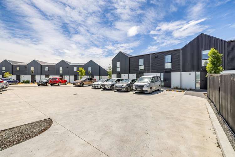 17/45 Dickens Street Addington_13