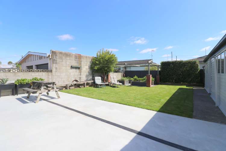 82 Edinburgh Crescent Waikiwi_25